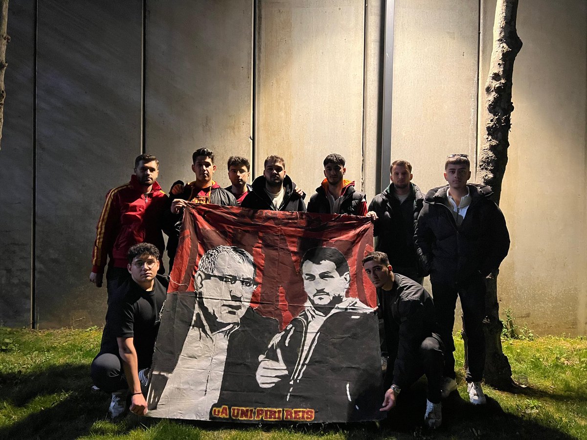 REİSİMİZ HER ŞEYİMİZ,
ALLAH SENİ BAŞIMIZDAN EKSİK ETMESİN EY KOCA REİS!
 <a href="/SebahattinReis/">Sebahattin Şirin</a> 

#ultrAslanUNI  #uAUNIPiriReis