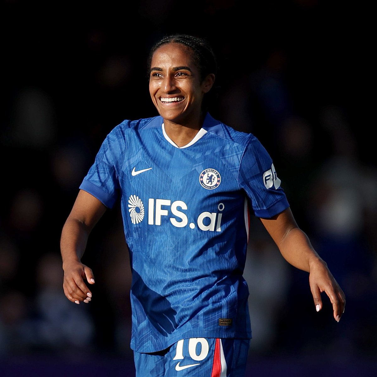 A first Chelsea goal for Naomi Girma! 💙

#CFCW