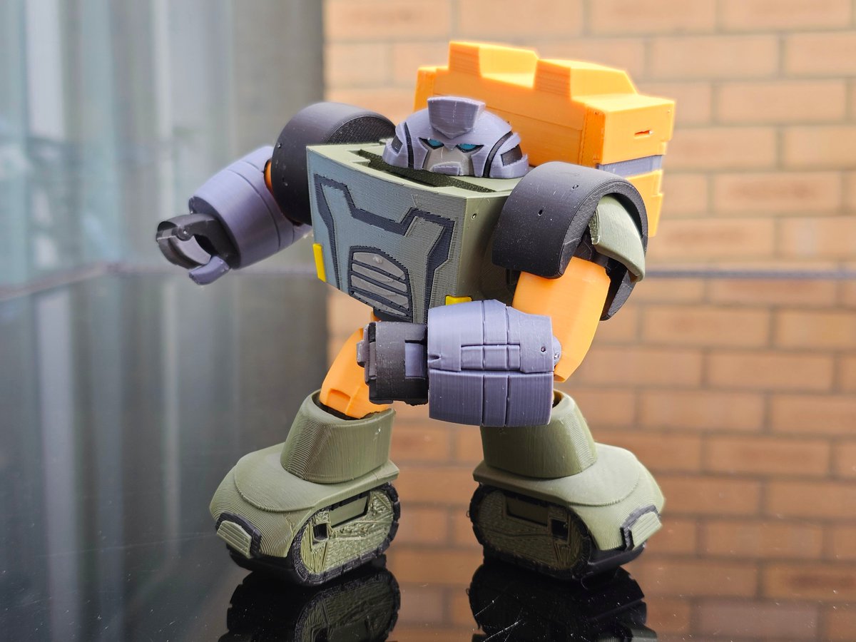 New robot time, meet Animated Brawn!

Very happy with how this grumpy fellow came out. I did the first CAD for him years ago, so it feels great to have finally finished one of my long abandoned projects done.

And, files to print him are available now! cults3d.com/en/3d-model/ga…