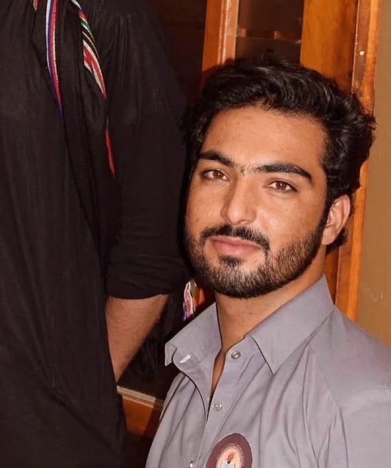 Durra__Baluch's tweet photo. Danial Nasir, a #NUML graduate, was forcibly disappeared in Karachi on 16 Feb. Raise your voice for his safe return.
#EndEnforcedDisappearances
#ReleaseDanialBaloch https://t.co/nMwLluOAzR