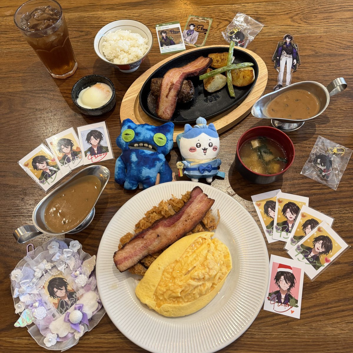 ป้ายยาร้านข้าว by Rikka
— ร้าน Hey’s burg พิกัดสามย่าน อร่อยมู้ก แต่เบคอนตาอนกินหมดเส้นคงเวียนหัว กาซิบพริกเสฉวนนัวมั่ก แส่บ
 #RionChiV