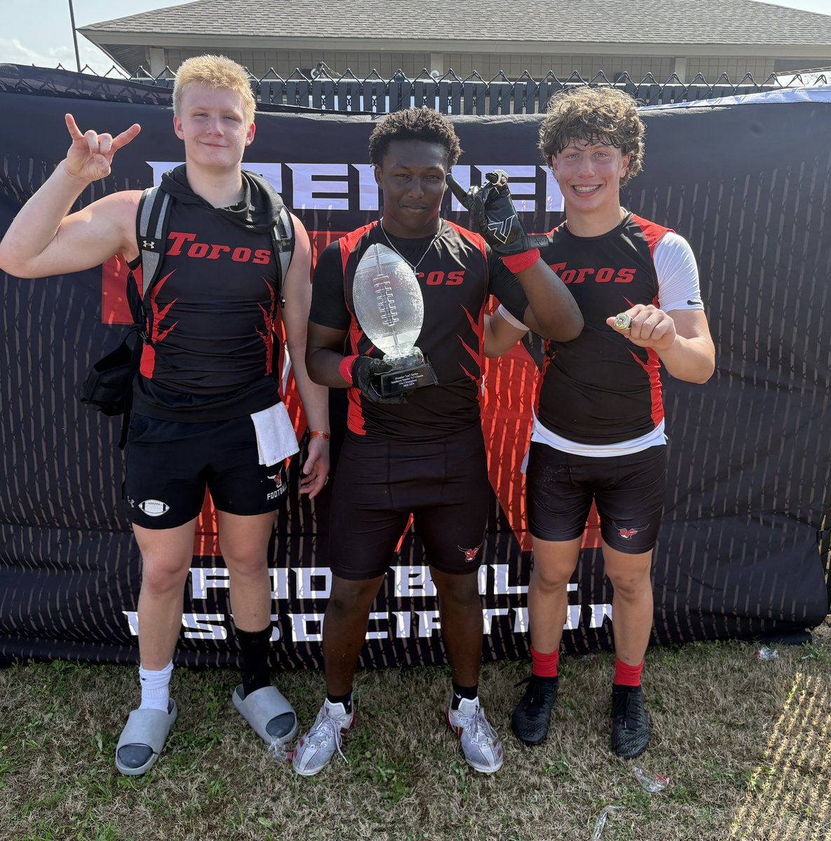 MyrickJacksonSF's tweet photo. 🏆 1st Place 🤘
@Premier7v7 @PrepRedzoneAL @SFortTorosMedia @HallTechSports1 
@ColtonJHiggins @NolanRichQb8 @TheoJ_2 https://t.co/AEGuhjJqaX