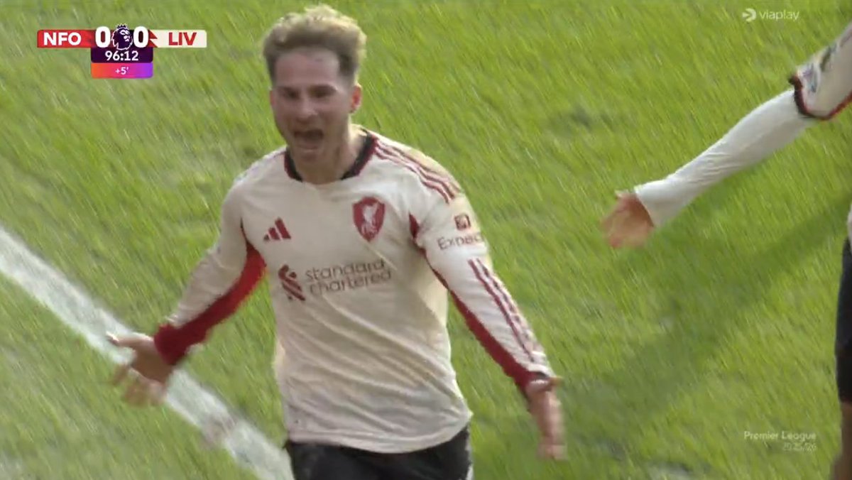 The Touchline | 𝐓 tweet media