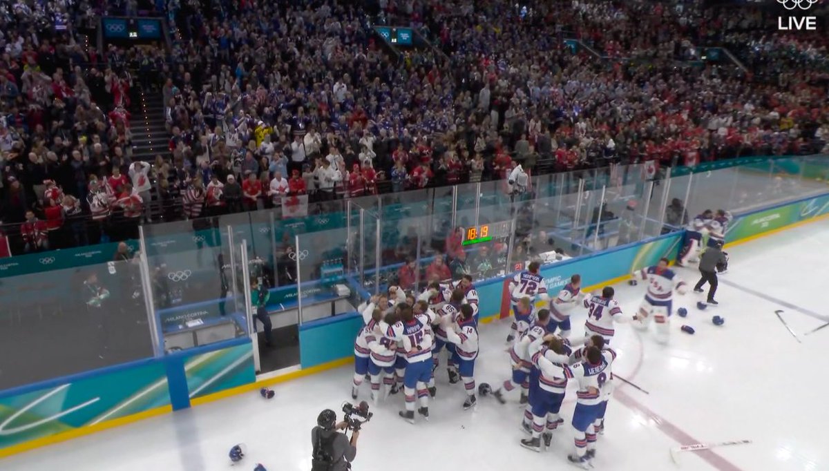 B/R Open Ice tweet media