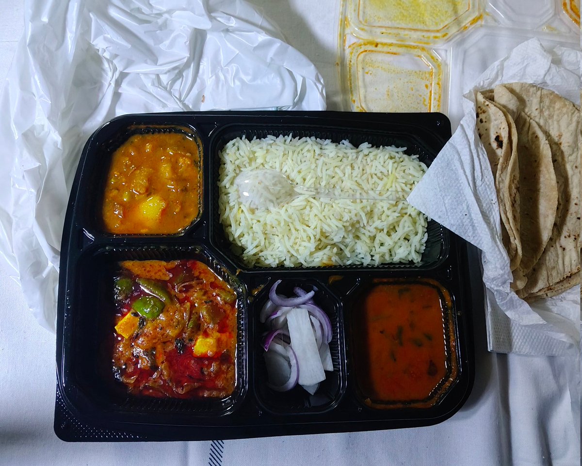 ManishGupt74716's tweet image. Disappointed with @Railrestro @eCateringIRCTC! Paid ₹225 for a Deluxe Thali, but got a basic one worth ₹150. Support only offers a "sorry" instead of a refund. Is this how you scam passengers? 
Order ID: 5142653 
@RailwaySeva @RailMinIndia @ConsumerCourt_ #RailRestro #Railmadad