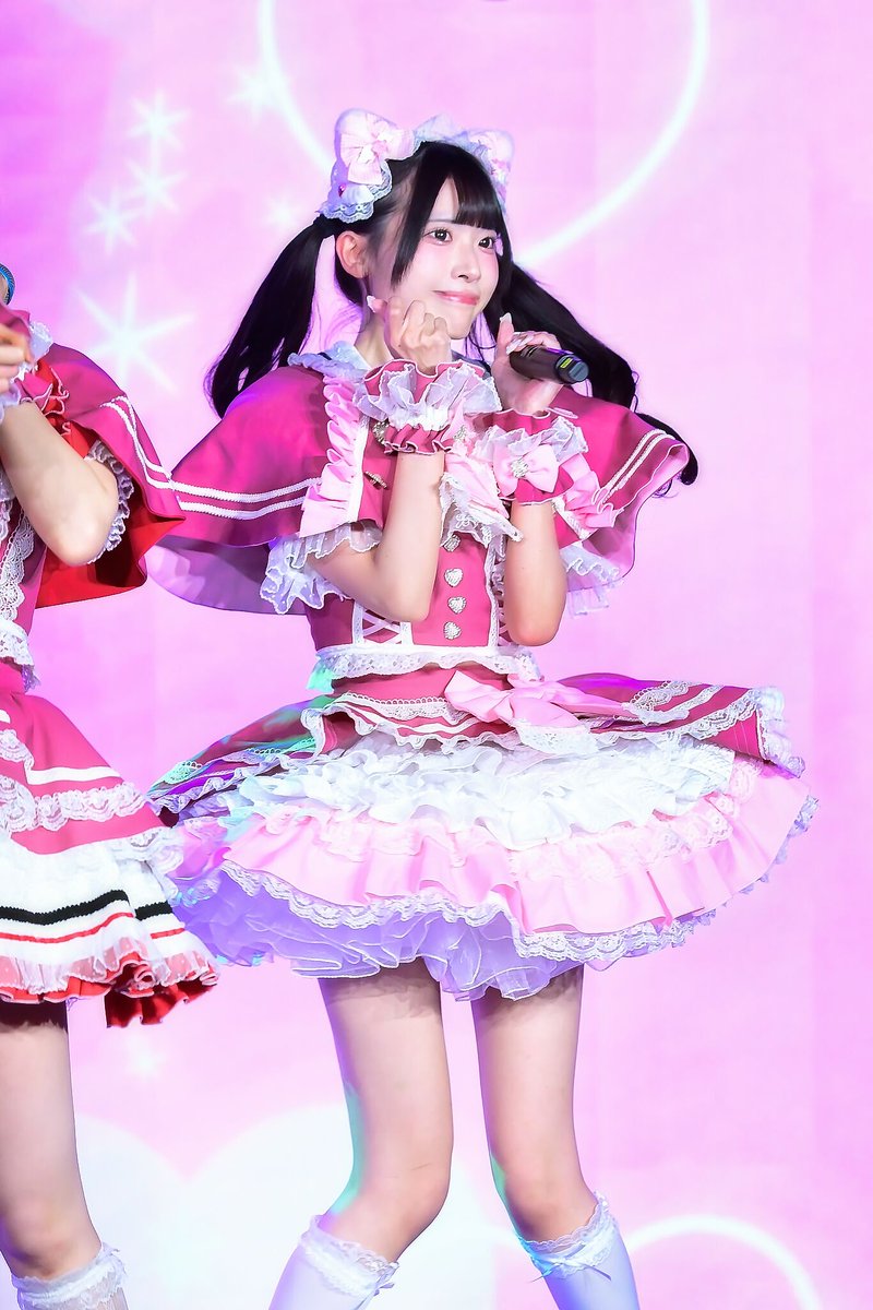 昨日の #今日のあんちゃん 特典会であえりちゃんを紹介した時のあん