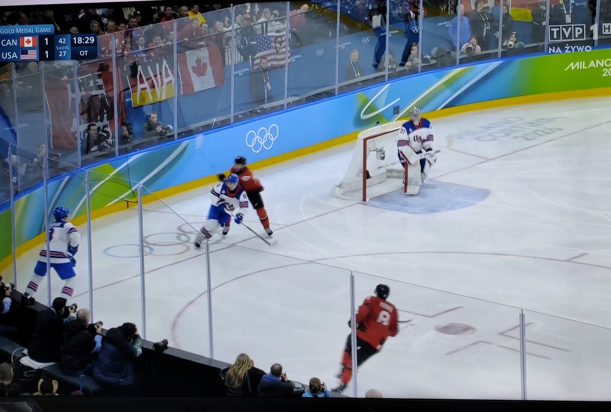 JPaszewski's tweet photo. Po niesamowitym finale i złotym golu USA wygrywa olimpijskie mistrzostwo 🥇#milanocortina #hokey https://t.co/wH5YdQ9q2W