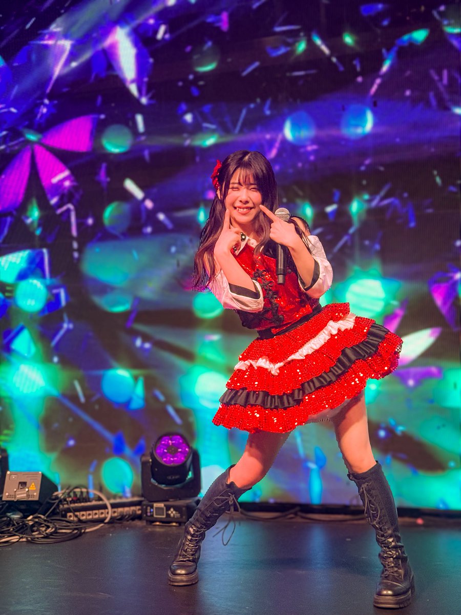 tamochu1011's tweet photo. 2026/02/14
・idol moment
・IDOL PARTY
2本目は初めての箱で、とても良きステージでした☺️
何より推しが楽しそうで嬉しかった🤍
幸せなバレンタインデーをありがとう‼️
#あゆちわずらい
#ふぁんしー
#StValentine https://t.co/Ybsw7ntXPs