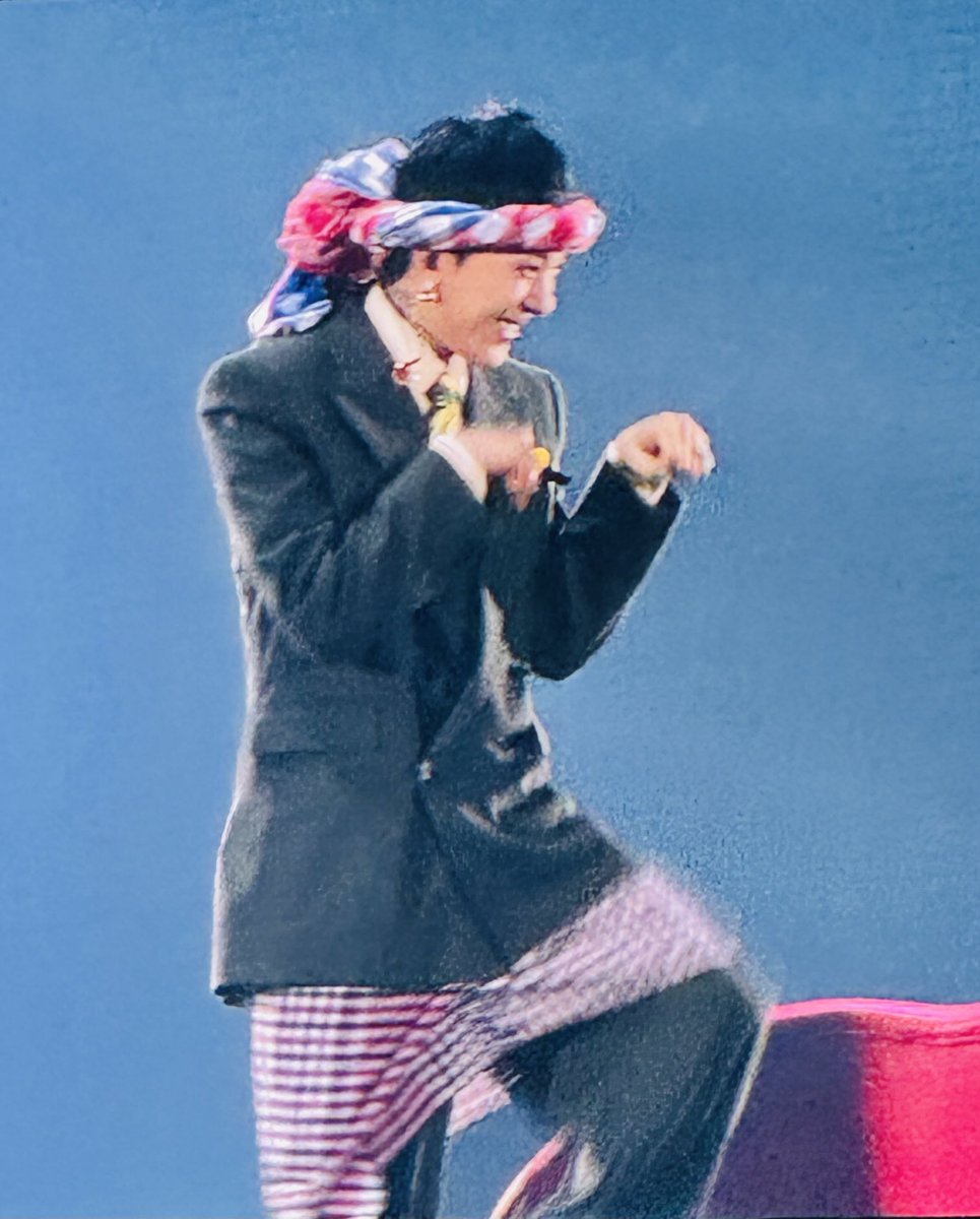 ArmyBadBorn's tweet photo. กุถ่ายอะไรมาคะเนี่ย #gdragon2026inbkk https://t.co/SGod6bWBdl