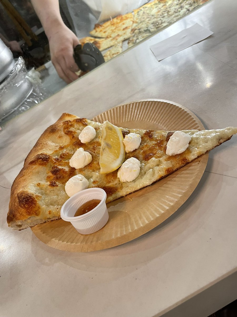 ゆきのん tweet media