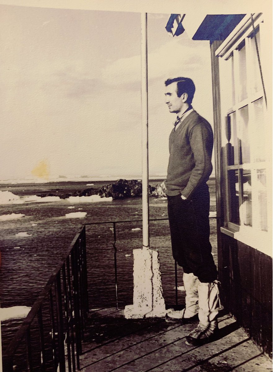 La Antártida es parte de nuestra identidad nacional, allí están el esfuerzo de nuestros pioneros, la vocación de servicio de las Fuerzas Armadas, de los científicos y del personal civil que generación tras generación sostienen la bandera argentina. 

Es una presencia concreta y