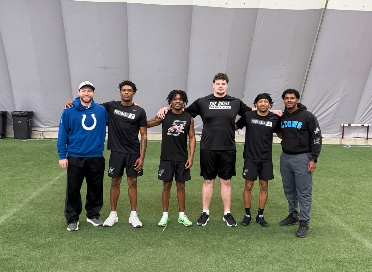 Thank you to the Colts and Lions for working out our players this morning.
#TogetherWeWin #WorkWins