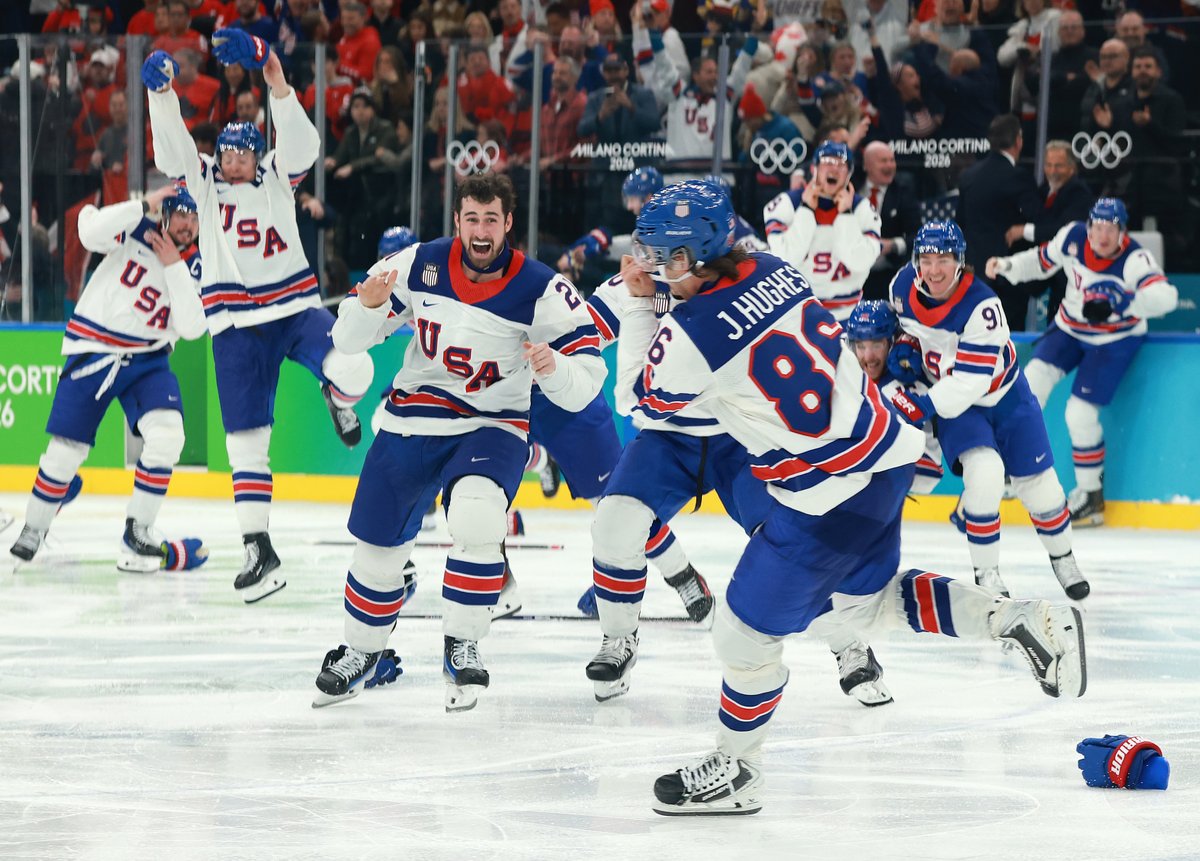 THE CELLY IS EVERYTHING  🥺🇺🇸🏅

#OlympiansMadeHere #NCAAHockey