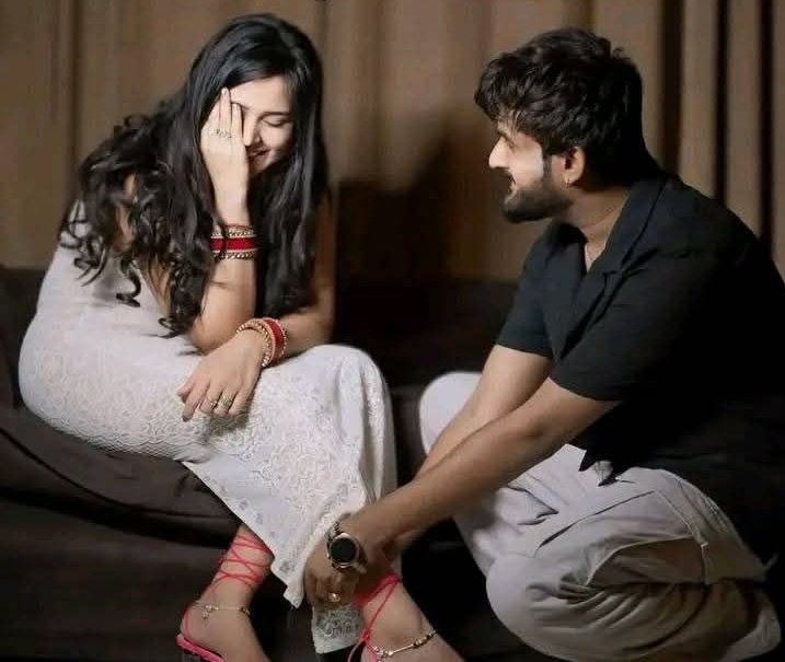 अगर *****प्रेम**** उनसे न**** मिले......
...... जिन्हें आप चाहते हैं,

तो प्रेम उन्हें जरुर देना जो 
आपको चाहते हैं.........!!
🤍🥰
मेरे अनुभव 💯🙅🔥