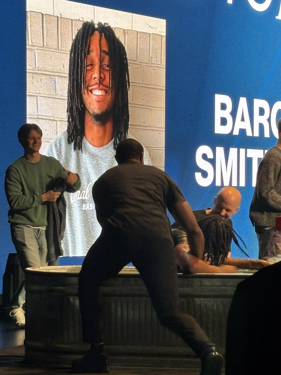 So blessed to walk into church this am &amp; see <a href="/Baron_SmithJr/">Baron Smith Jr</a> being a leader &amp; getting baptized! Proud of you Baron! 
<a href="/ORUMBB/">ORU Basketball</a> <a href="/ORUAthletics/">ORU Athletics</a> 
#Baptism #Leadership