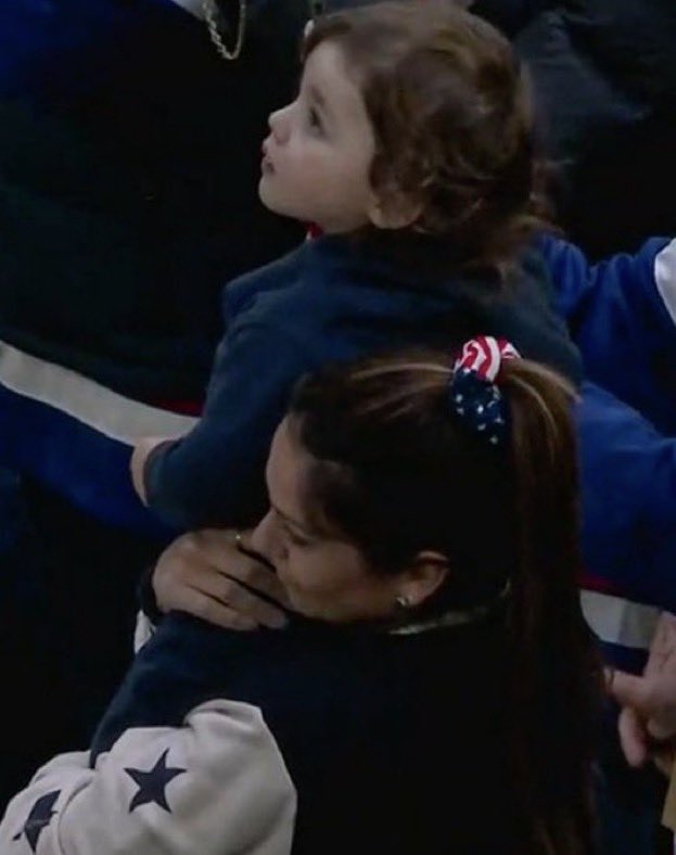 THE GAUDREAU’S FAMILY REACTION TO THE USA PLAYERS PAYING TRIBUTE TO JOHNNY AFTER WINNING GOLD WILL HAVE YOU IN TEARS.

WHAT A MOMENT 🥹