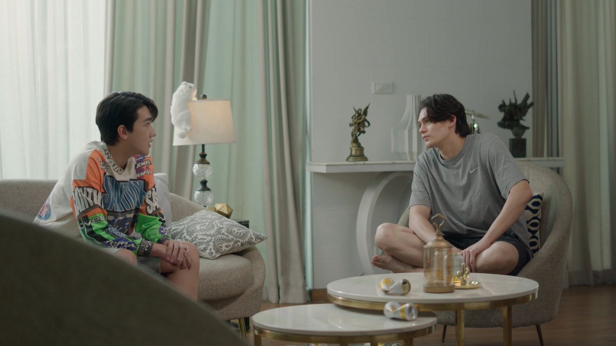 au_ammodel tweet media