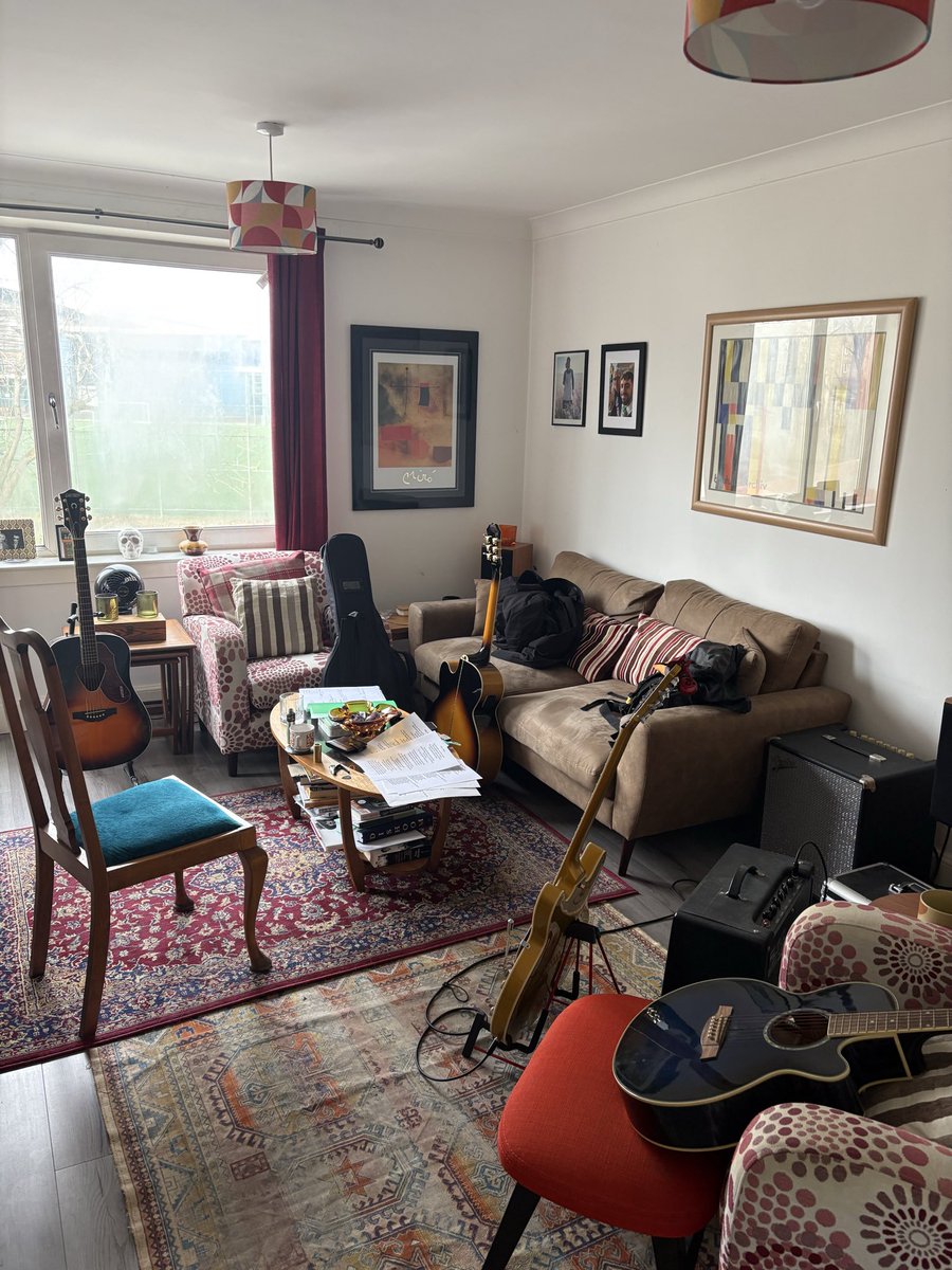 Good afternoon with Neil Sturgeon 
Home rehearsal for our acoustic show at The Doublet, 12th March