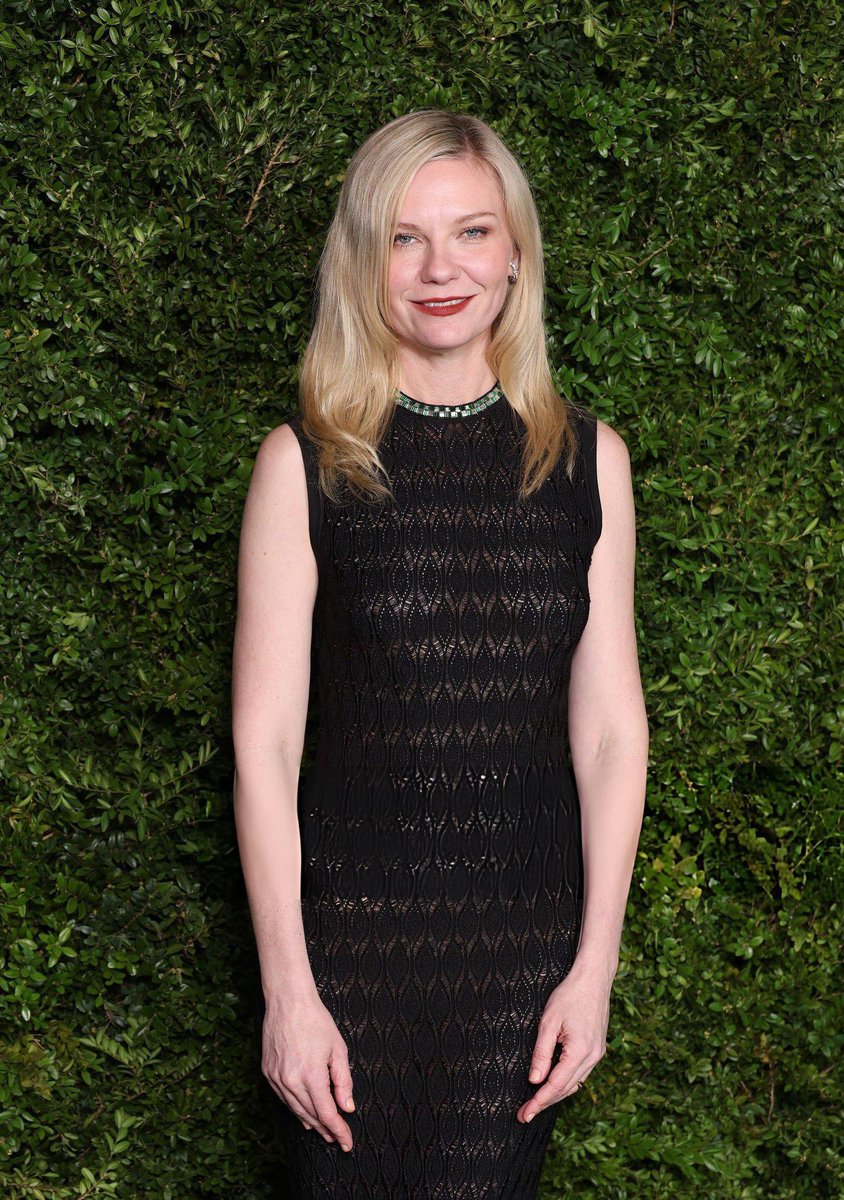 Kirsten Dunst Updates tweet media