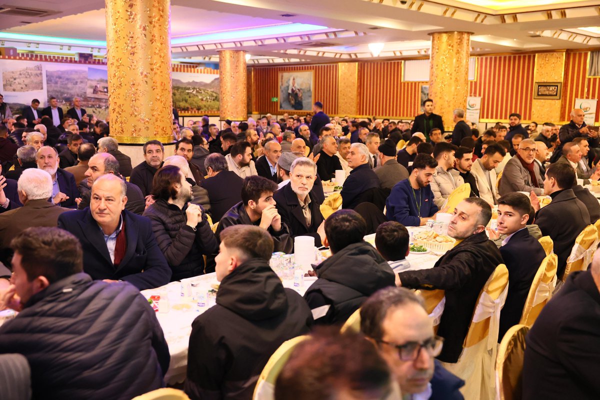 Adıyamanlılar Vakfımızın geleneksel iftarında bereketi paylaştık. Vakfımıza ve tüm hemşehrilerimize teşekkür ediyorum.