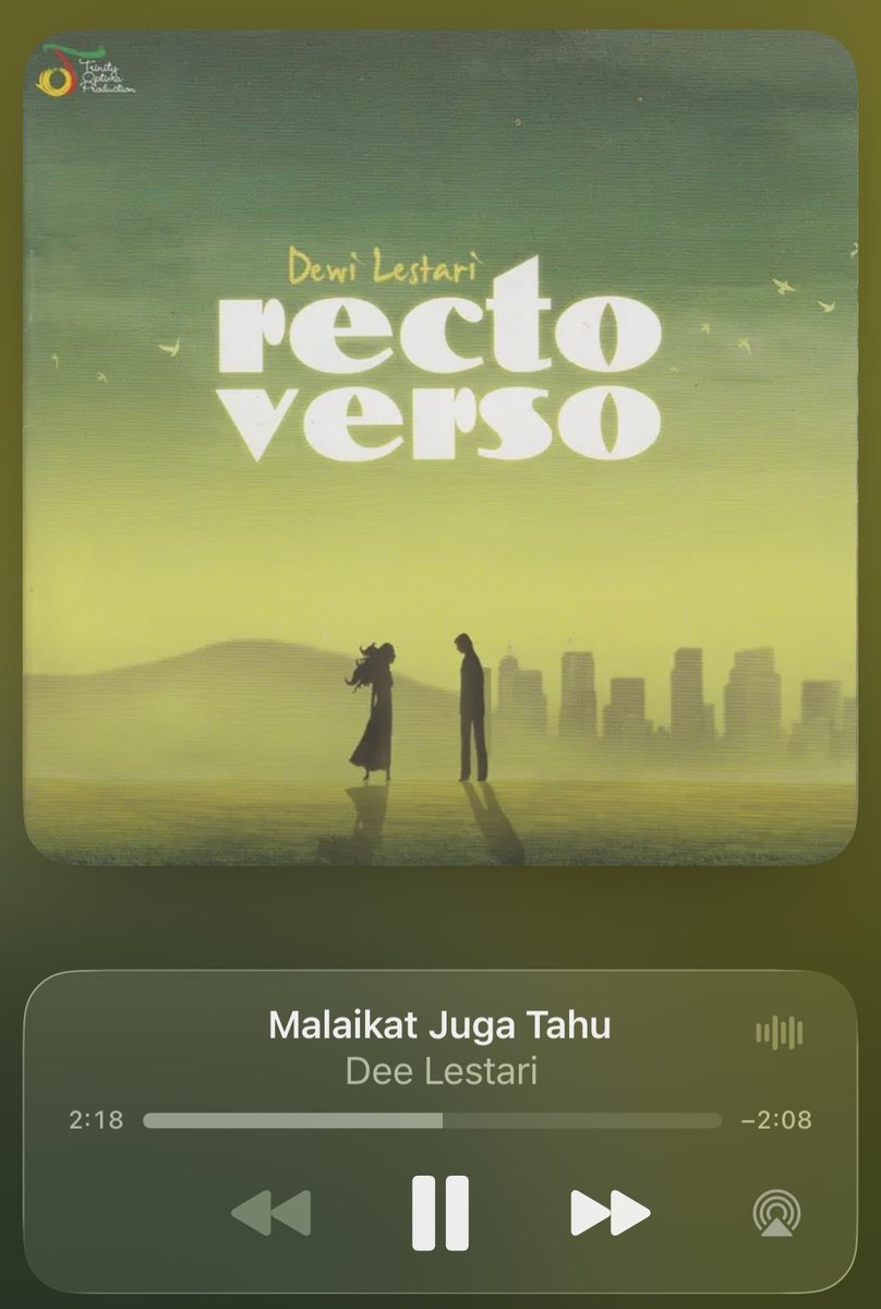 kandbuana's tweet photo. Dari jaman SMP, sudah sadar ini lagu bukan hanya sekedar lagu, sesuatu hal yg benar kita rasakan tapi tak berbentuk untuk diutarakan https://t.co/3mTXhzBOXI