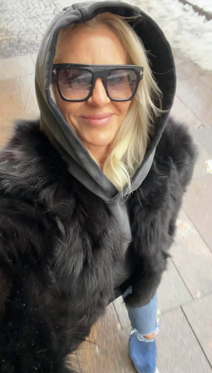 Krisztina Maria tweet media