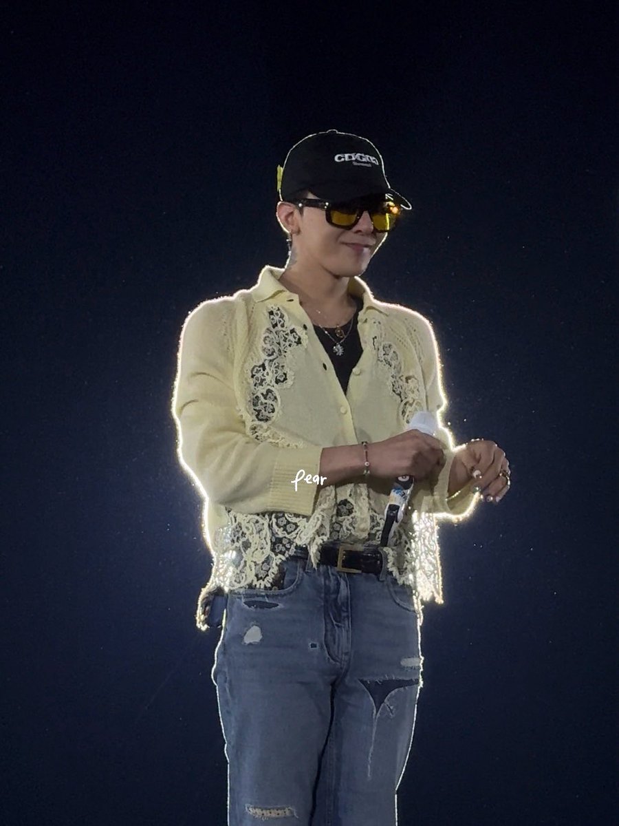 pear.🍐 tweet media