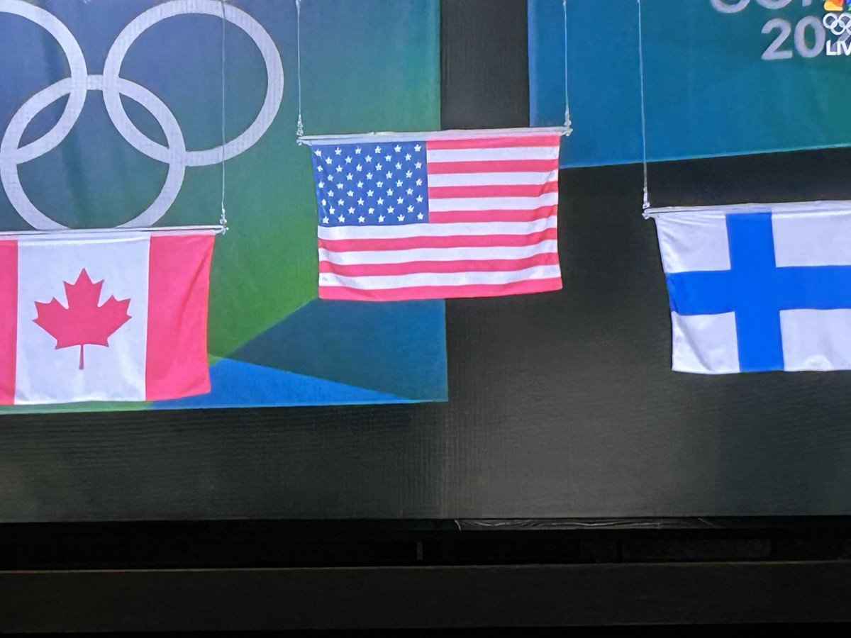 don_compton's tweet photo. What an honor it must be to play for the flag &amp; country !!! USA !! https://t.co/4hEfUpy6fc