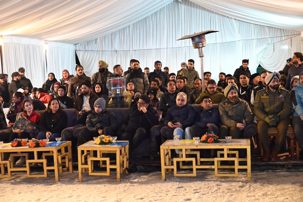 Gulmarg sparkles as the countdown begins for #KheloIndiaWinterGames2026 ❄️✨
Hon’ble Lt. Governor <a href="/manojsinha_/">Manoj Sinha</a> kick-starts the celebrations in Gulmarg, setting the stage for the grand <a href="/kheloindia/">Khelo India</a> Winter Games 2026. 
<a href="/IndiaSports/">Dept of Sports MYAS</a> 
<a href="/mingasherpa/">Minga Sherpa</a>