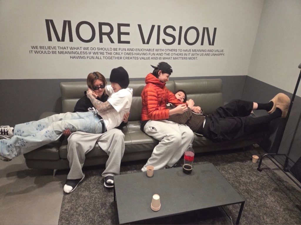 LNGSHOT BASE tweet media