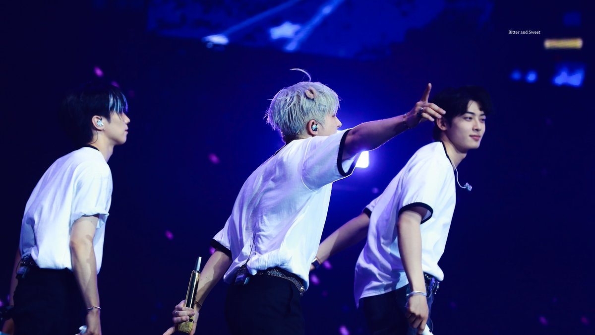 영원하자💜

#아스트로10주년_영원히빛날별들 #아스트로_10주년_영원히_함께하자 #아스트로 #ASTRO
<a href="/offclASTRO/">ASTRO 아스트로</a>