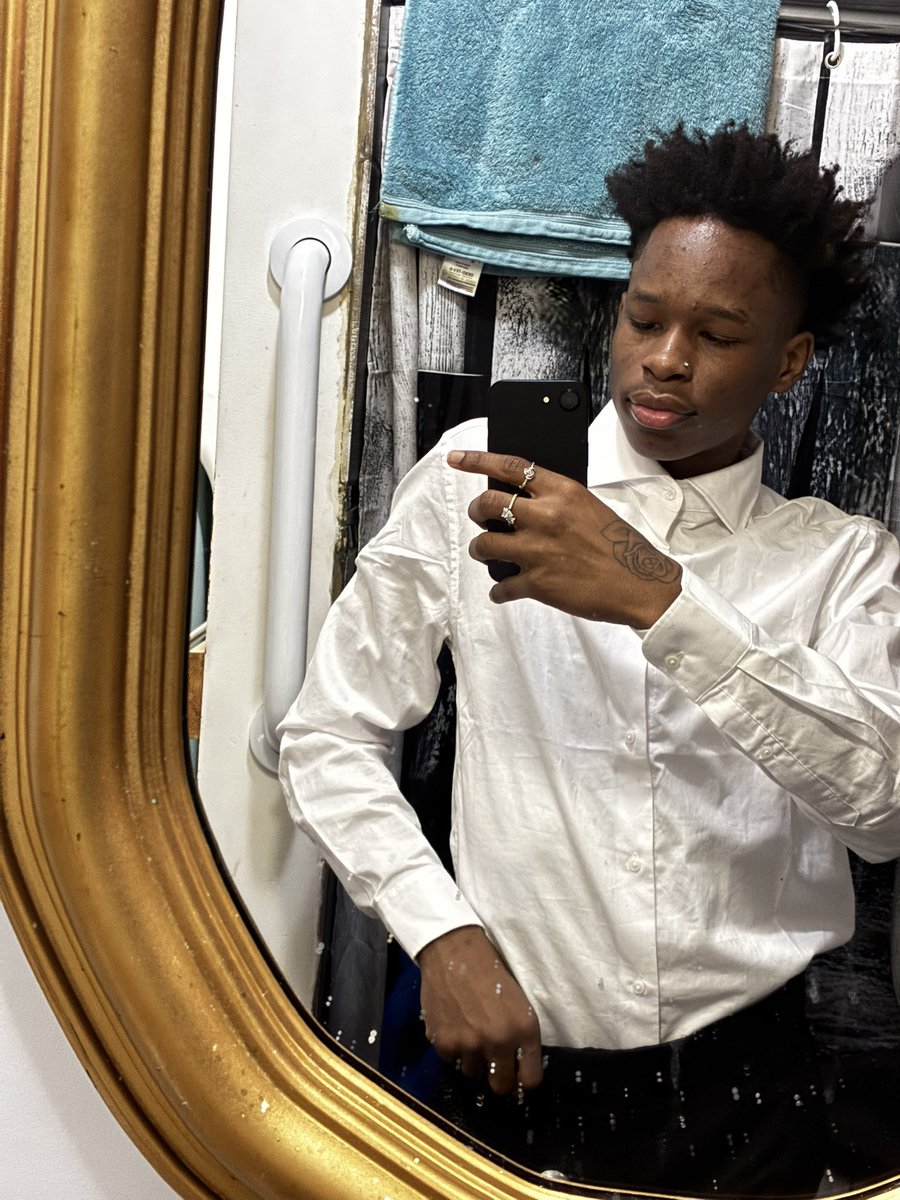 Quintrell's tweet image. Ready to praise my lord 🛐