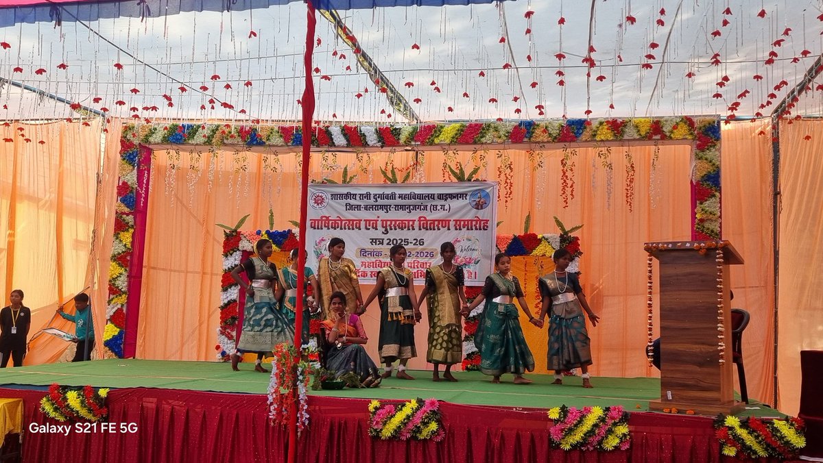 The Annual Fest and Prize Distribution Ceremony was successfully organized on February 20, 2026. Honorable Mrs. Shakuntala Porte Ji, MLA, along with other esteemed public representatives, respected parents, alumni, and local residents, graced the occasion with their presence.
