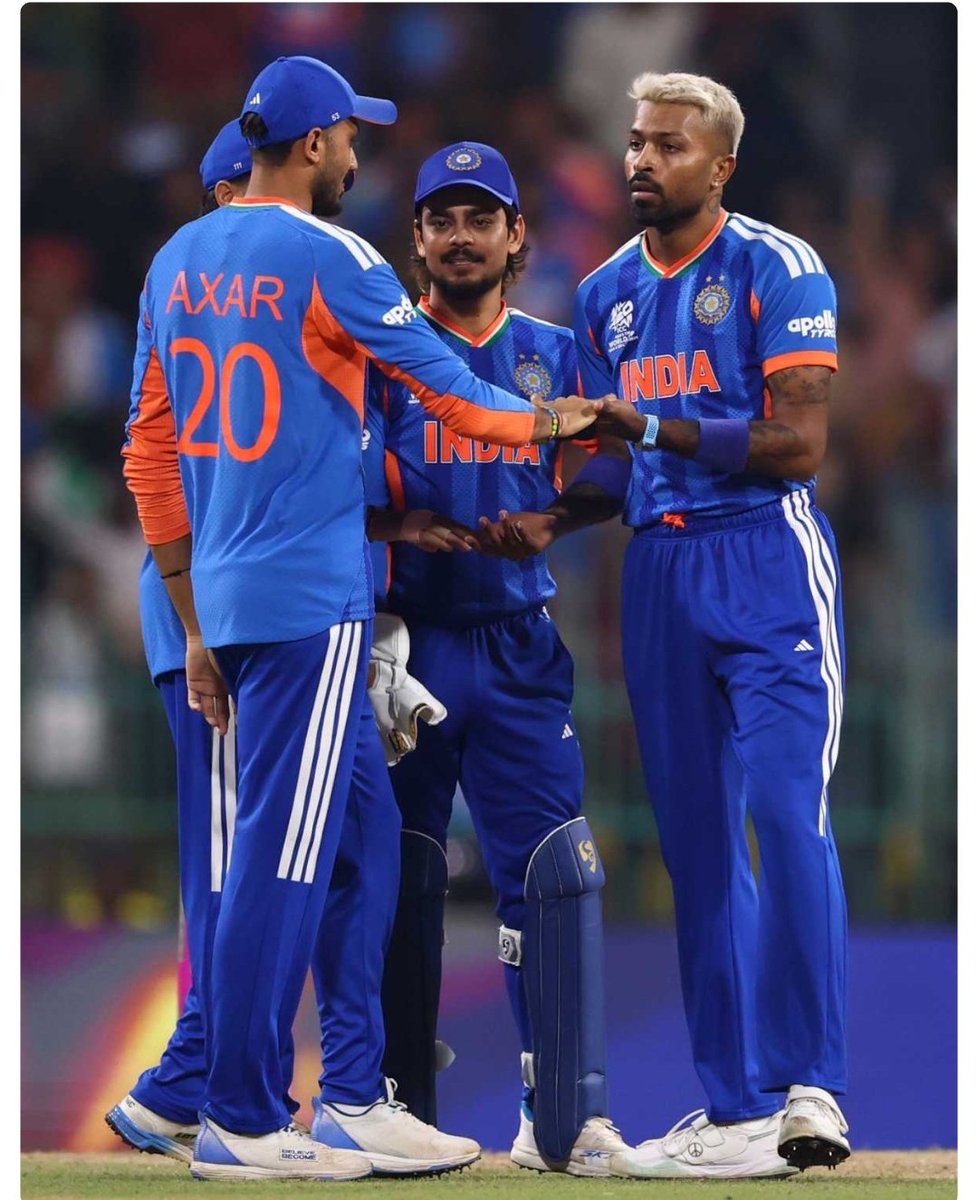 अहमदाबाद का नरेंद्र मोदी क्रिकेट स्टेडियम इंडियन क्रिकेट टीम के लिए मनहूस स्टेडियम है,
उसके बाद भी सभी बड़े मैच और World Cup जैसे बड़े फाइनल अहमदाबाद में ही रखे जाते हैं गुजरात लॉबी की वजह से,

आज का मैच भी नरेंड्र मोदी स्टेडियम में खेला गया,
जिसमें दक्षिण अफ्रीका ने भारत को हरा