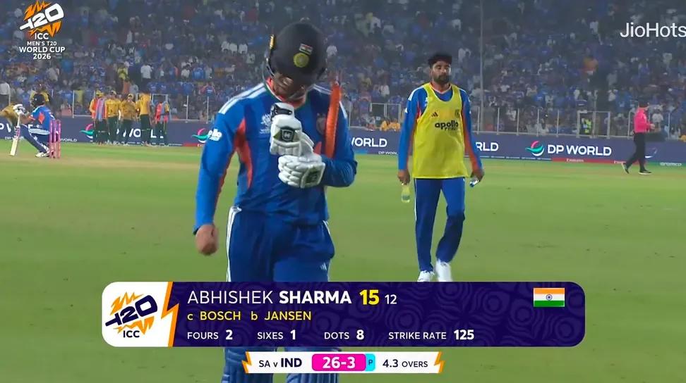 Indian Team के पास है

• Sanju Samson
• Ruturaj Gaikwad
• Yashasvi Jaiswal

लेकिन फिर भी इस तुक्केबाज Abhishek Sharma को इनसे ज्यादा मौके मिलते हैं

फिर कहते है कि BCCI में राजनीति नहीं होती
और कितने मैच लगेंगे इसको रन बनाने में

#INDvsSA