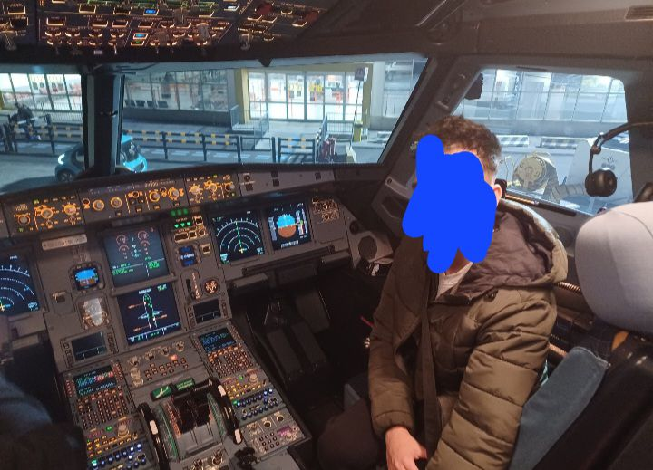 Captain Steve🇮🇹💙✈️ (comission open) tweet media