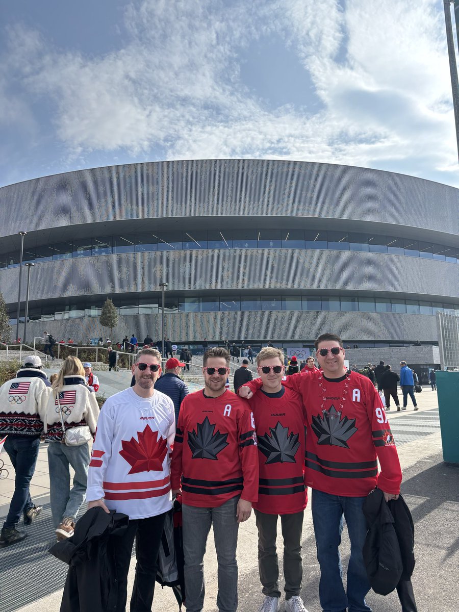 irvedog's tweet photo. Here we go Canada.  Gold!!! https://t.co/OGNfbAs32Z