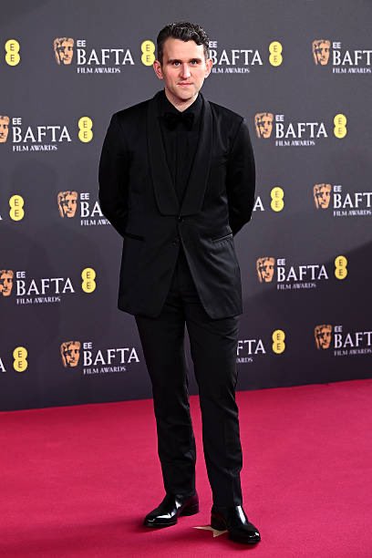 Breaking News tweet media