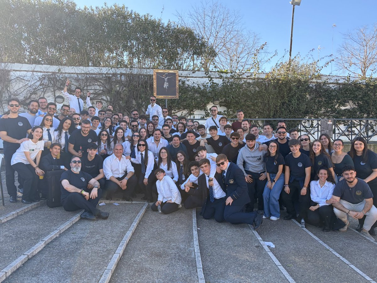 Lapazmalaga's tweet photo. 𝙈𝘼́𝙇𝘼𝙂𝘼 💙 𝙈𝘼𝙄𝙍𝙀𝙉𝘼

Volvemos a casa con el corazón lleno🫶🏻🔝

Gracias @BandaMairena por la acogida y por la gran jornada de convivencia entre ambas entidades ¡os esperamos por tierras malagueñas! 😜

#SuenalaPaz🕊️🎶 #SuenaMairena https://t.co/3lLo3t901n