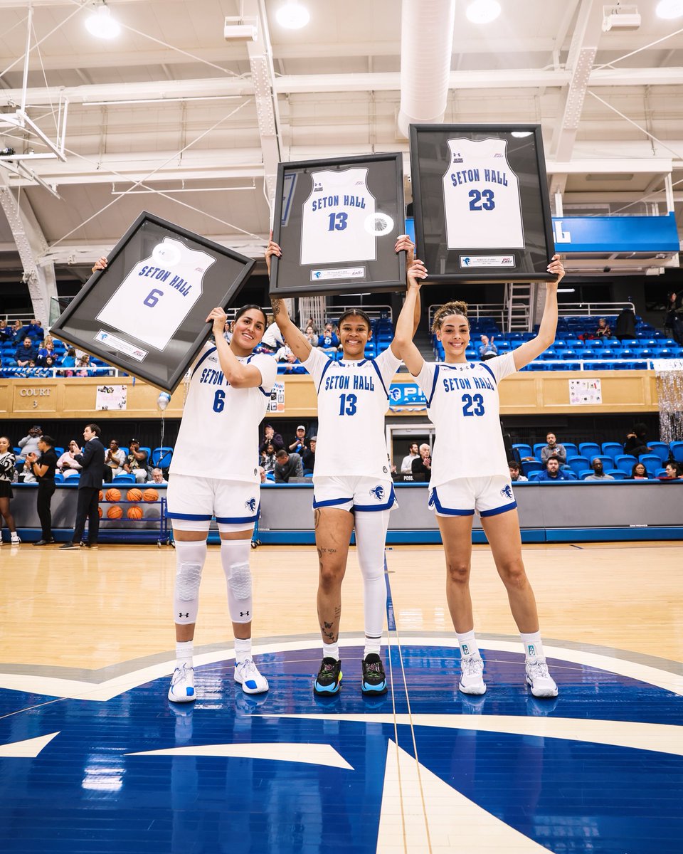 SHUWBB's tweet image. THIS… is why we do it. 💙

Forever #HALLin