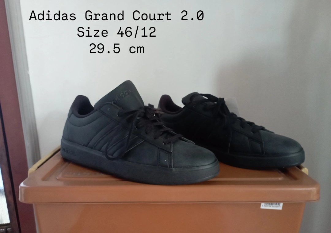armand_mandra's tweet photo. @txtdarionlshop Ikut jualan kak.
Silahkan ditanya tanya.

Sepatu adidas
Asics japan S Standard
Iphone X
Tigapagi - Roekmana Repertoire(L, XL) https://t.co/S4NomYnQ38
