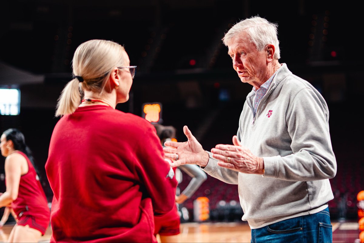 Razorback Women's Basketball tweet media