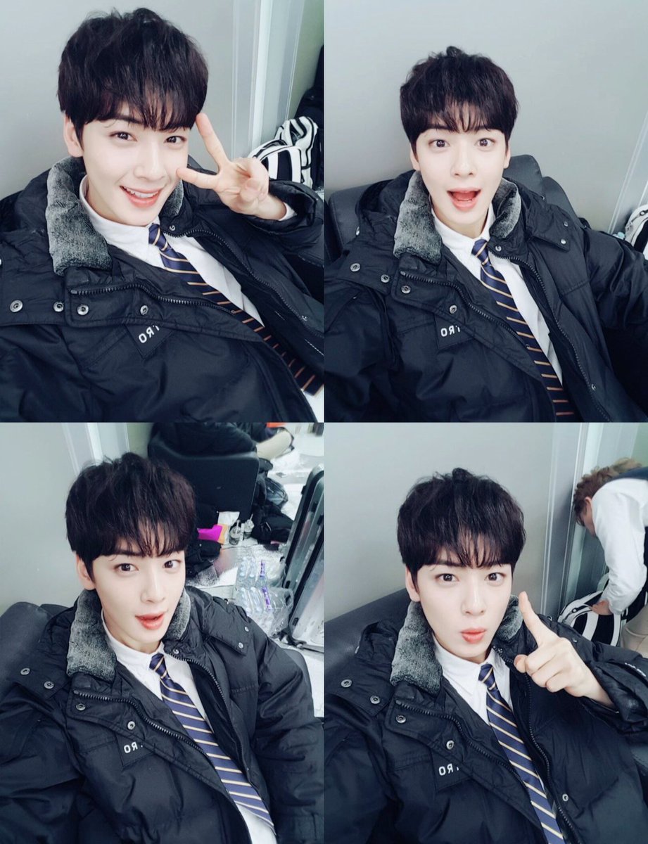 eunwoo gallery tweet media