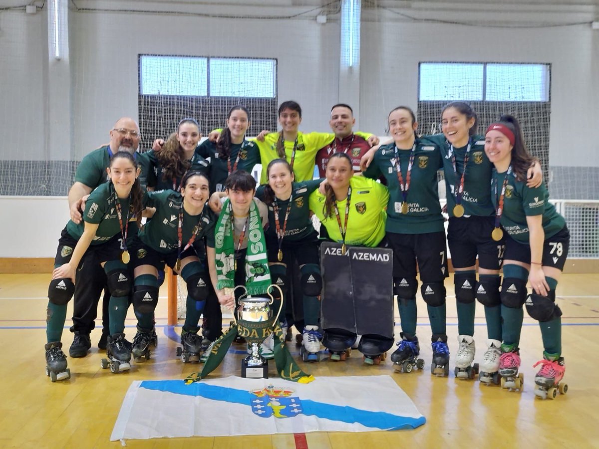 HockeyClubLiceo's tweet photo. Parabéns #Campioas!

@MarinedaHockey 

A Copa ven para A Coruña!

#HockeyPatíns #ACoruña #OrgulloDeCidade https://t.co/z9hy3Z8EbY