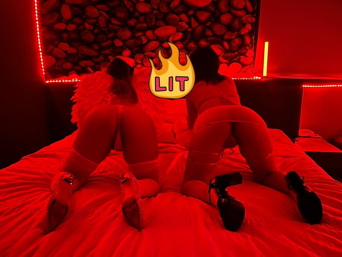 En este punto, te encuentras entre el cielo y el infierno...  Que prefieres? 😈🍑🥵🔥💦😇