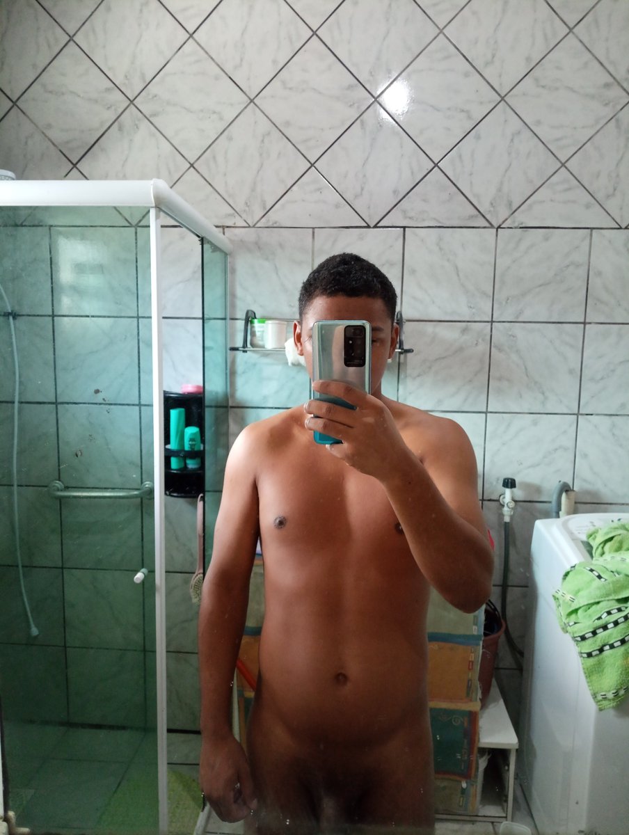 Zuri_fln's tweet photo. https://t.co/7muWiVEruM https://t.co/eRWAftbOqR