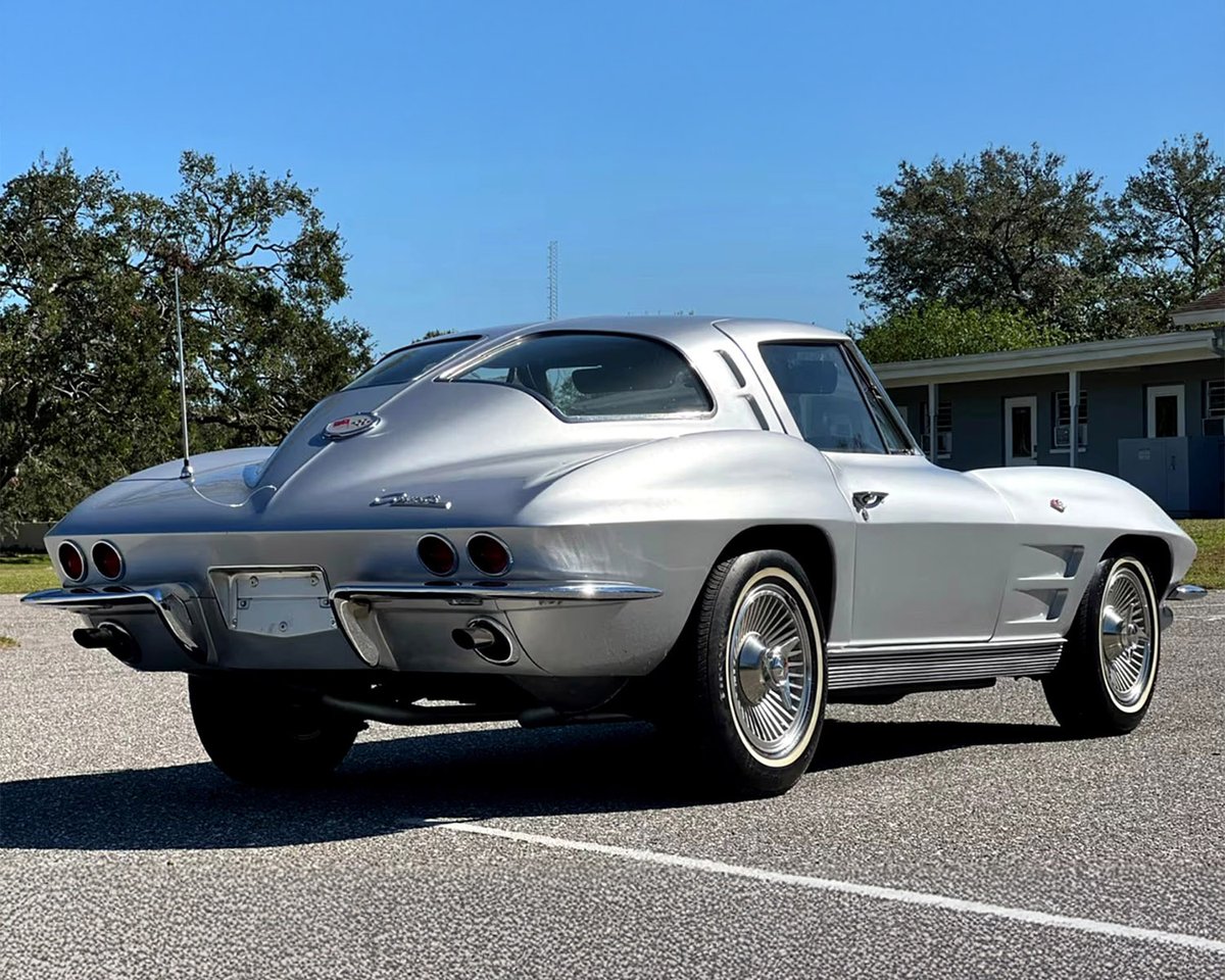 Early build energy. This 1963 @Chevrolet #Corvette Split-Window