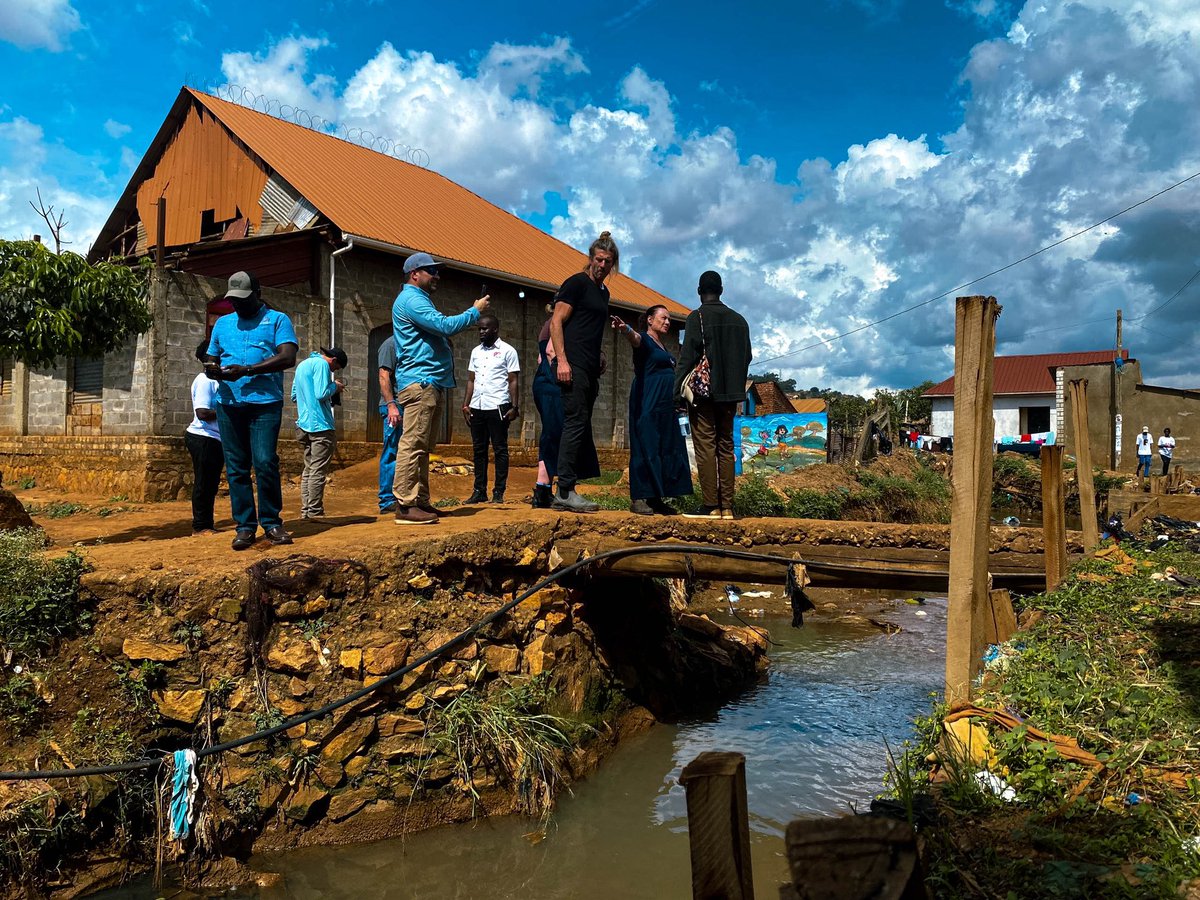 walkofhopeug's tweet image. "Excited to host @assistintl &amp;amp; friends!  Discussing WASH Project &amp;amp; Skills Village to boost sanitation, clean water &amp;amp; empower communities in Kosovo, Makindye.  Together, let's create lasting change! #WASHProject #cleanwater #skillsvillage" @zachsudfeld @HanningtonSeggy
