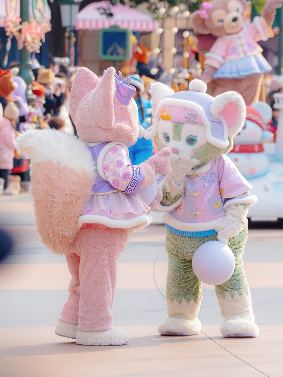 リーナベルとジェラトーニの内緒話🤫🦊🐱 何を話したのかな