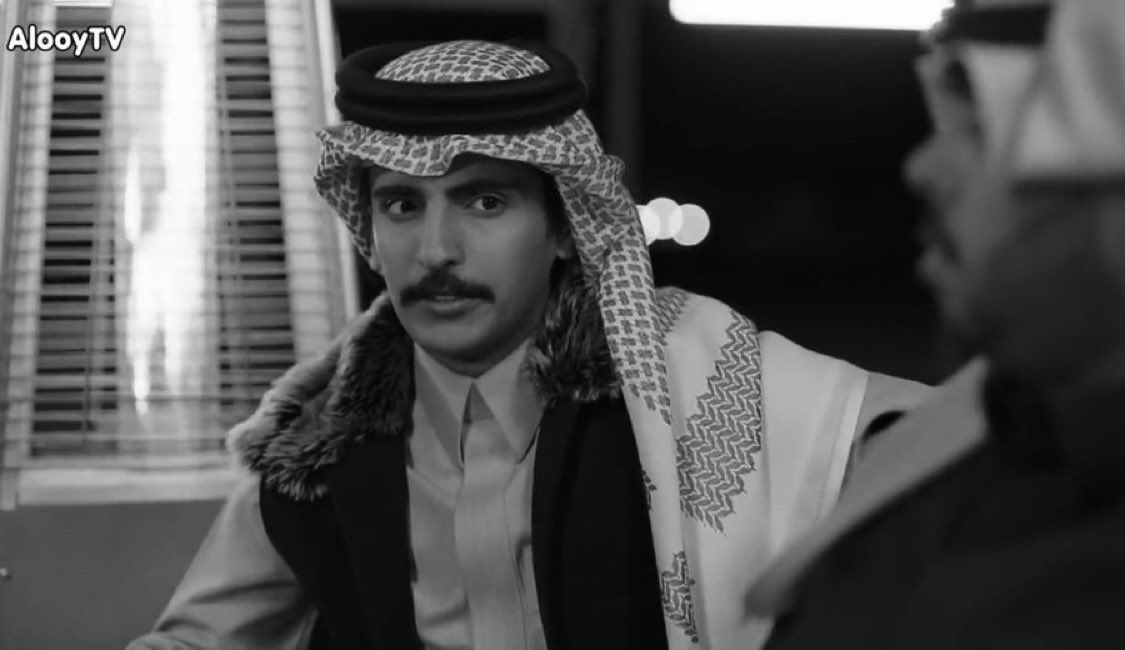 نظرته هنا احسها نظرة حسد